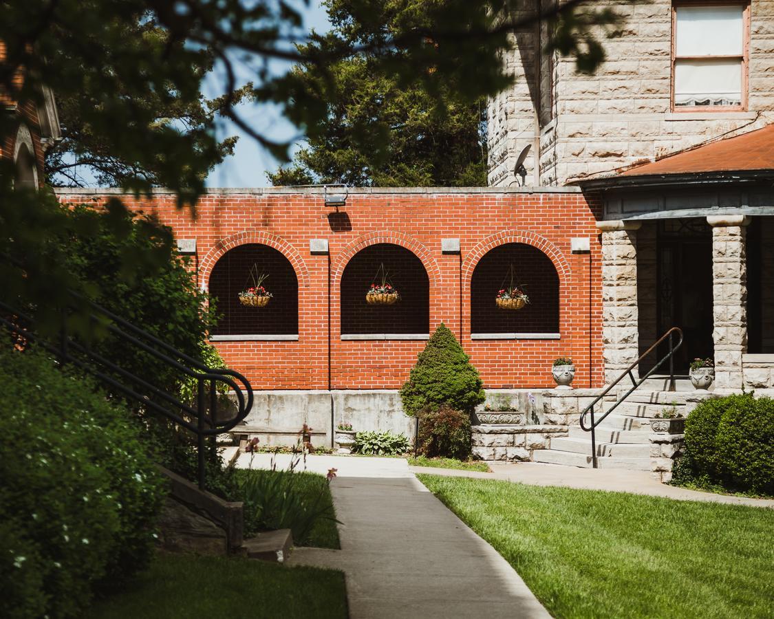 The Mansion At Elfindale Bed & Breakfast Springfield Exterior photo